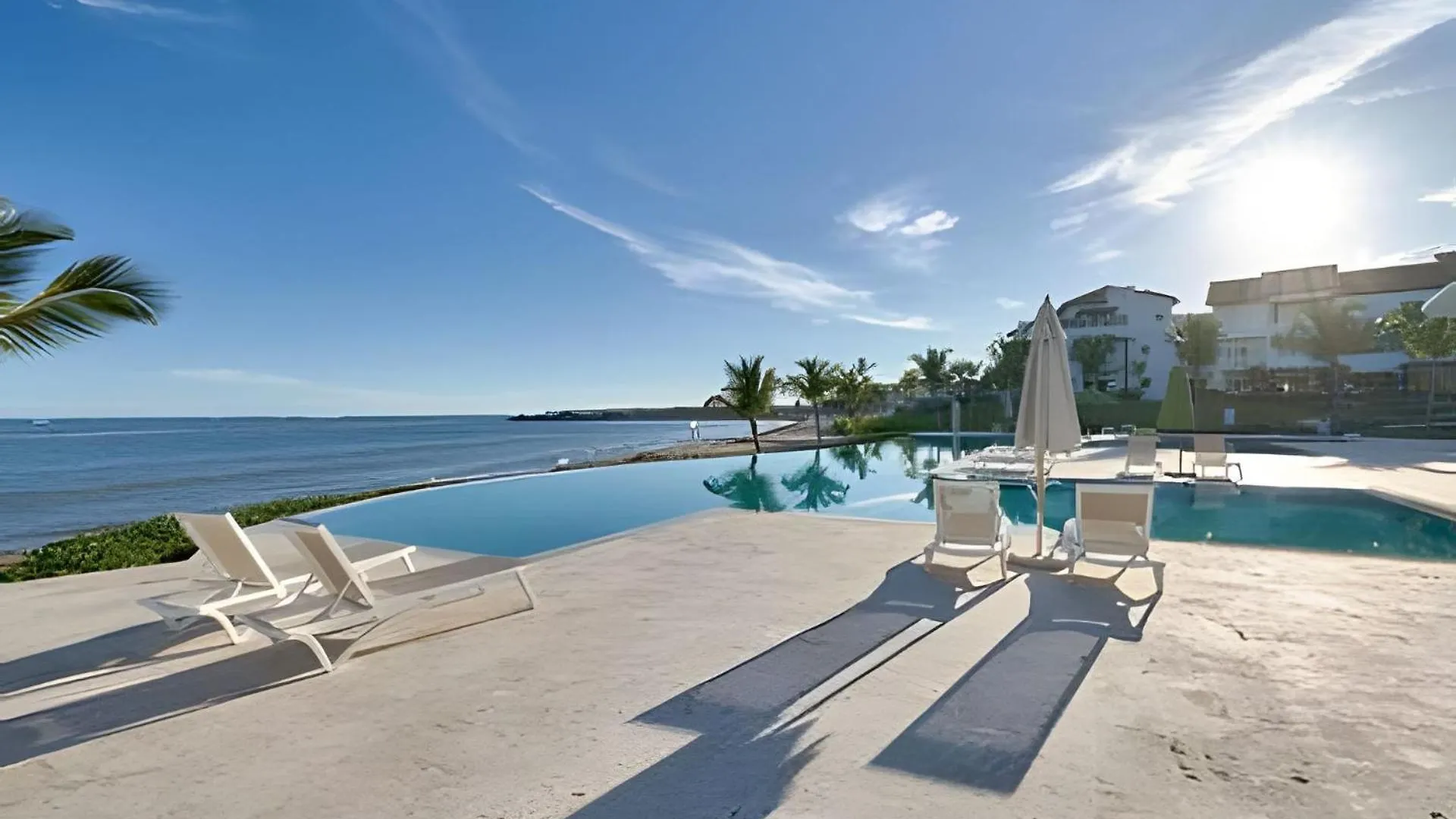 아파트 Punta Palmera Beach Front With Private Cold Jacuzzi 푼타 카나